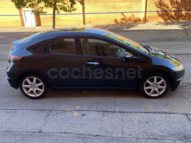 Usado Honda Civic Sport 140 CV (102 kW) 2008 Negro Berlina