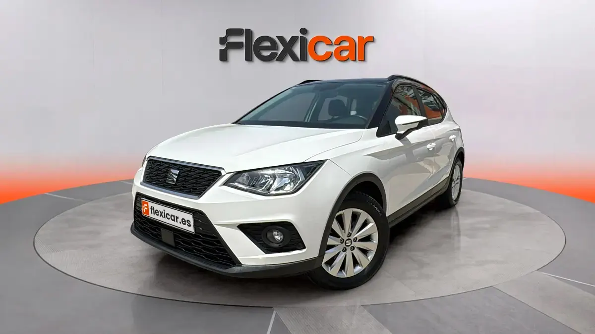 Usado Seat Arona Style 95 CV (69 kW) 2020 Blanco SUV