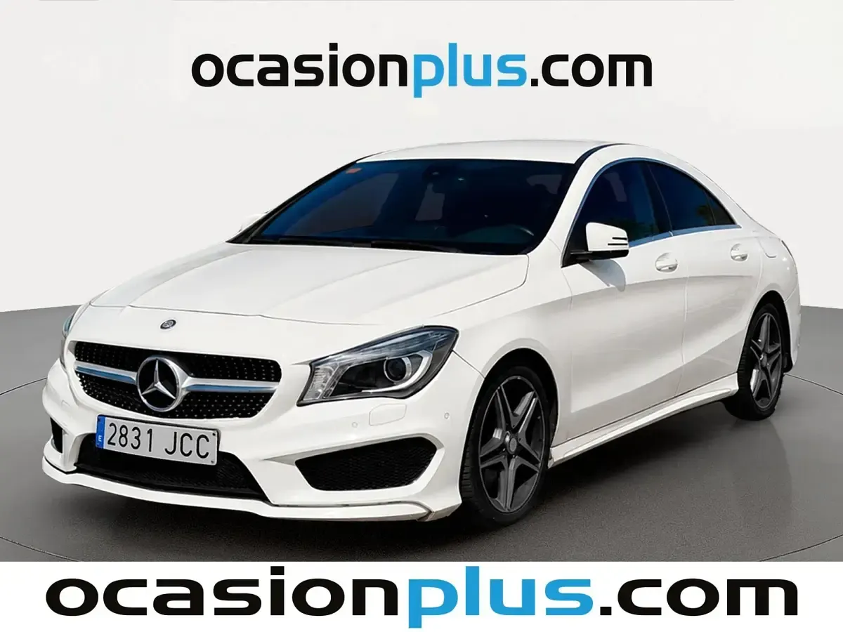 Usado Mercedes CLA220 AMG line 177 CV (130 kW) 2015 Coupe