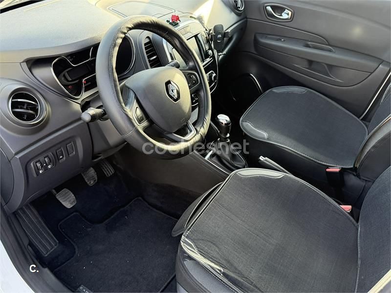 Usado Renault Captur Zen 120 CV (88 kW) 2018 Blanco SUV