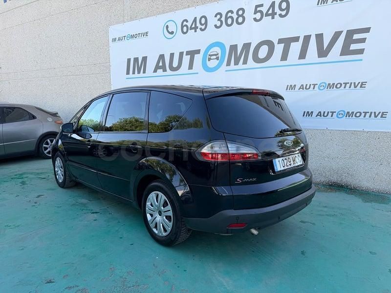 Usado Ford S-MAX Trend 130 CV (95 kW) 2007 Negro Monovolumen