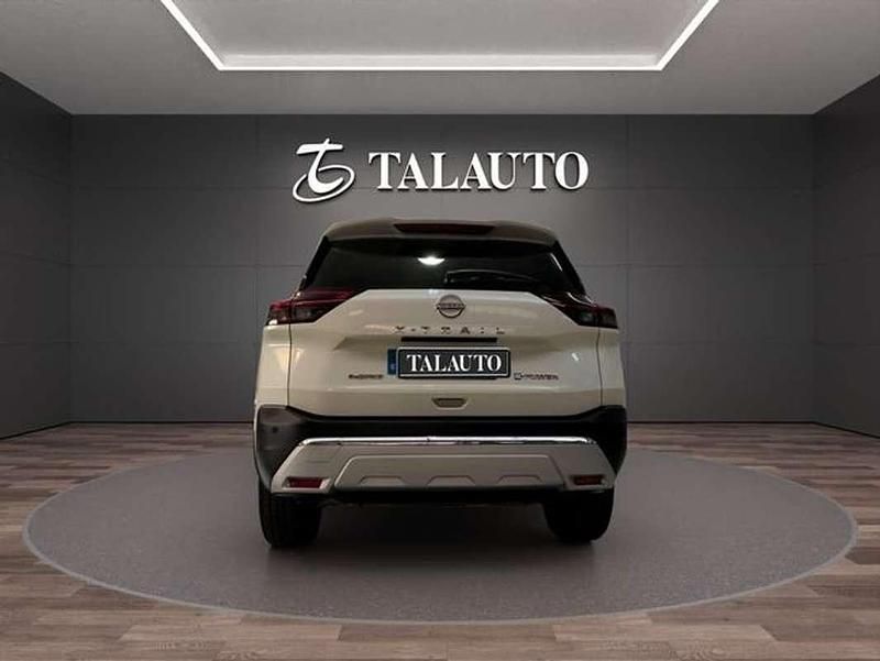Używany Nissan X-Trail Tekna 213 KM (156 kW) 2023 Biały SUV