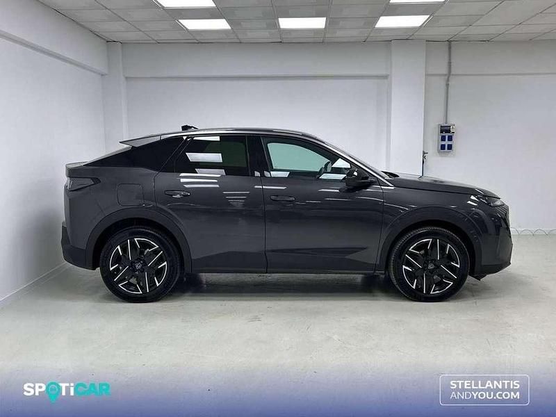 Usado Peugeot 3008 Allure 137 CV (100 kW) 2025 Gris SUV
