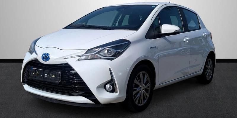 Blanco Usado 2025 Toyota Yaris Hybrid Active | 14.990 € (Super precio) - Imagen 1/4