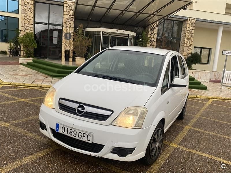 Usado Opel Meriva 100 CV (73 kW) 2009 Blanco Monovolumen