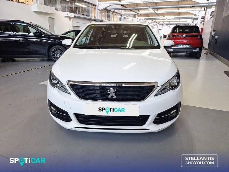 Usado Peugeot 308 SW Style 110 CV (80 kW) 2020 Blanco Familiar