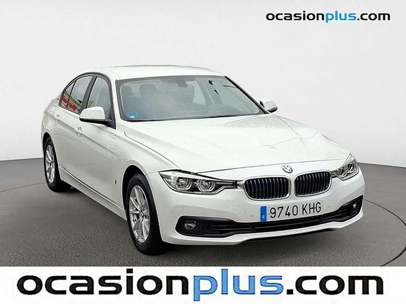 Blanco Usado 2018 BMW 330e iPerformance Berlina | 21.810 € (Buen precio) - Imagen 1/3