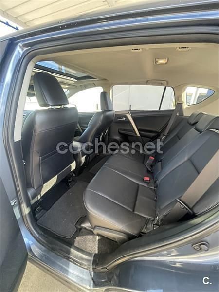 Usado Toyota RAV4 Executive 151 CV (111 kW) 2014 Azul SUV