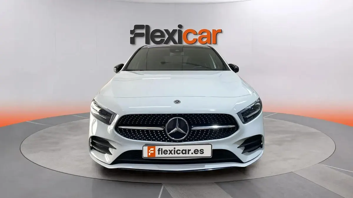 Usado Mercedes A180 136 CV (100 kW) 2022 Blanco Berlina