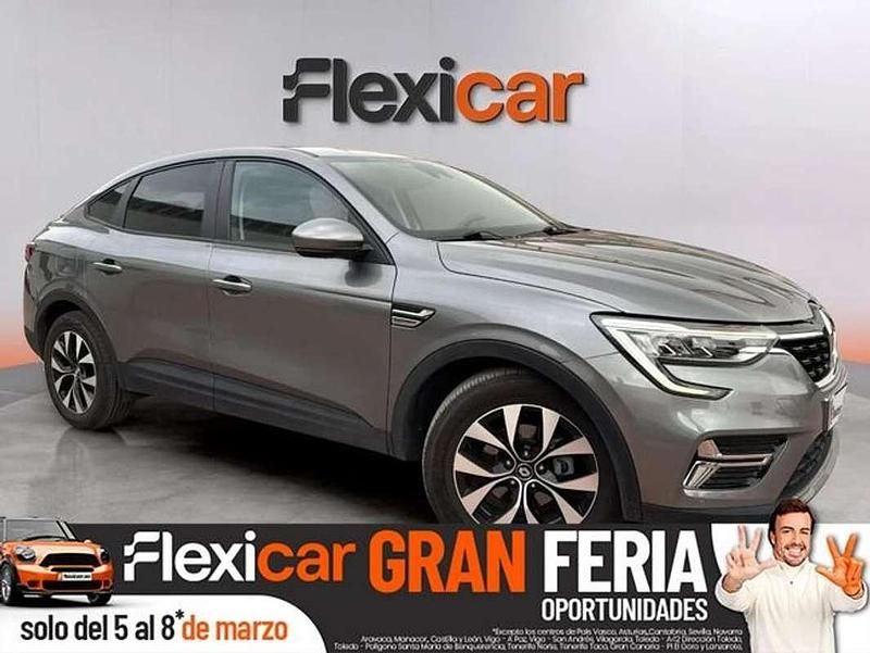 Usado Renault Arkana Engineered 145 CV (106 kW) 2022 Gris SUV