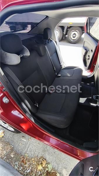 Rojo Usado 2017 Dacia Logan Ambiance Berlina | 6000 € (Precio justo) - Imagen 1/4