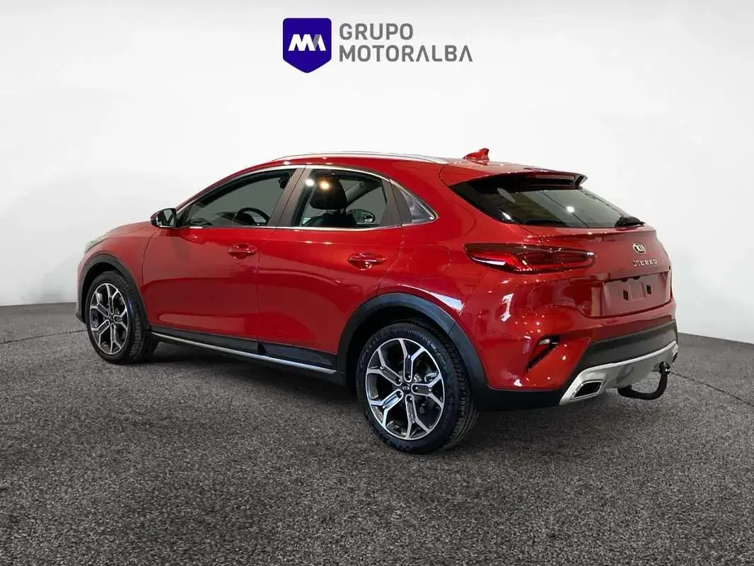 Usado Kia XCeed 160 CV (117 kW) 2021 Rojo SUV