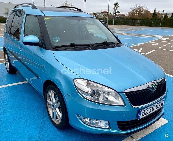 Azul Usado 2010 Skoda Roomster Monovolumen | 4900 € - Imagen 1/4