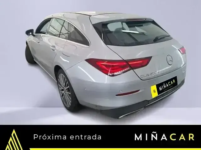 Usado Mercedes CLA250e 218 CV (160 kW) 2021 Gris Berlina