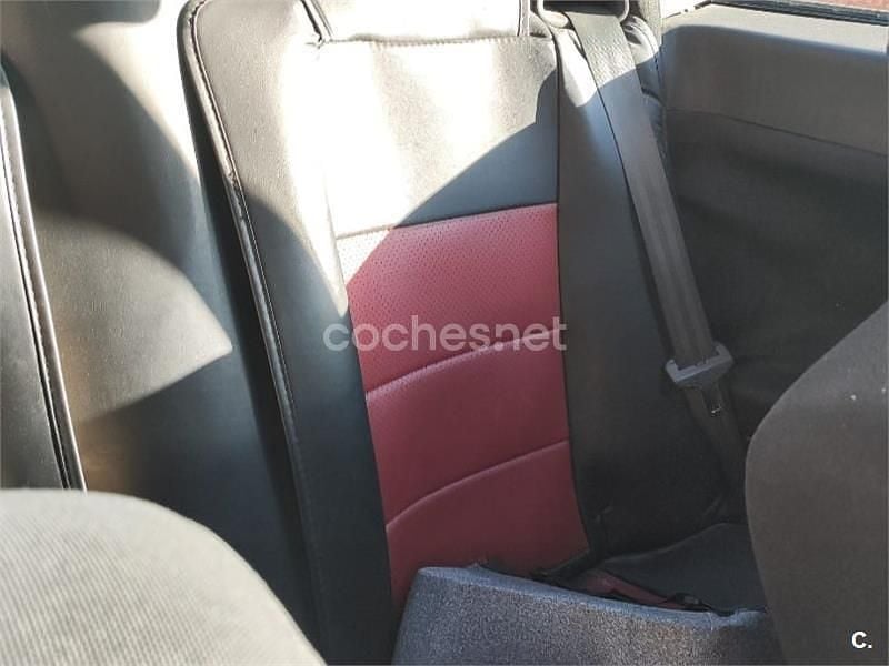 Usado Renault Mégane Cabriolet Authentique 105 CV (77 kW) 2007 Negro Descapotable