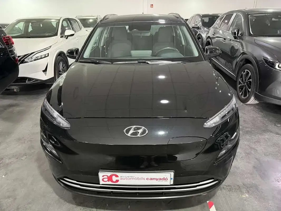 Usado Hyundai Kona 100 kW (136 CV) 2022 Negro SUV