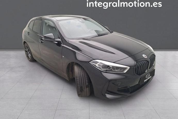 Usado BMW 116 115 HP (84 kW) 2023 Citadino