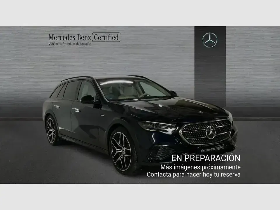 Usado Mercedes E300 313 CV (230 kW) 2025 Otro Familiar