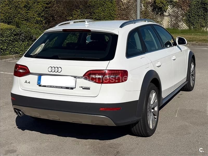 Usado Audi A4 Allroad Advanced 190 CV (139 kW) 2015 Blanco Familiar