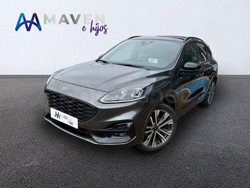 Usado Ford Kuga ST-Line X 225 CV (165 kW) 2023 Gris / plata SUV