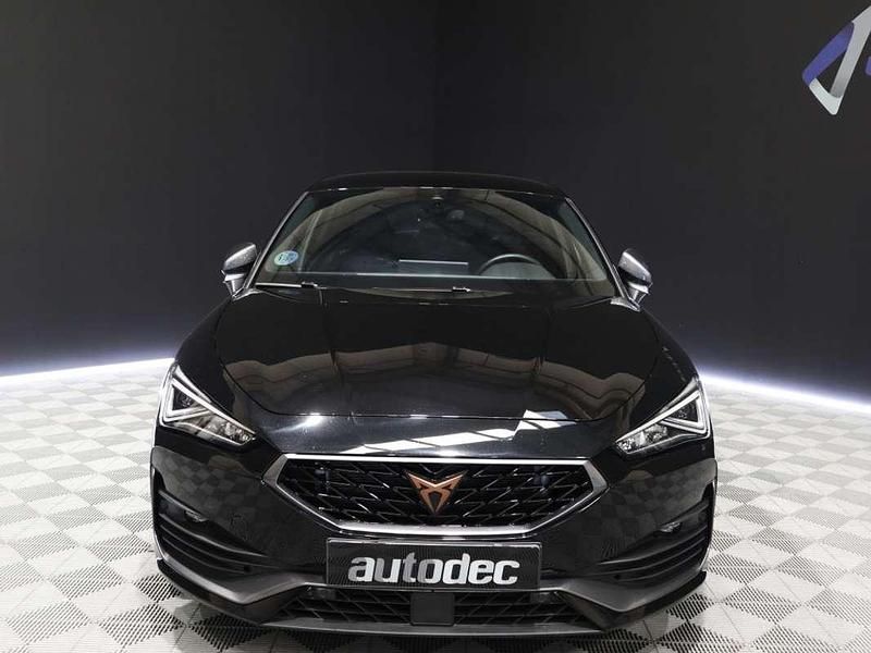 Usado Cupra Leon 150 CV (110 kW) 2024 Negro Utilitario