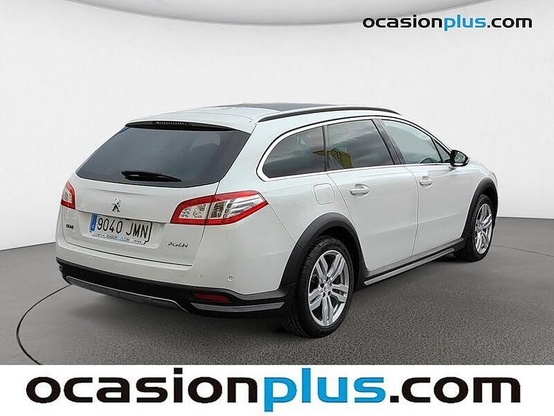 Usado Peugeot 508 RXH 180 CV (132 kW) 2016 Blanco Familiar