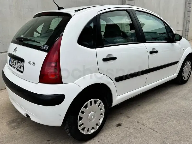 Usado Citroën C3 75 CV (55 kW) 2003 Blanco Berlina