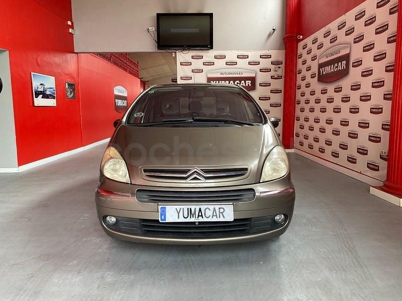 Usado Citroën Xsara Picasso Exclusive 92 CV (67 kW) 2009 Gris / plata Monovolumen