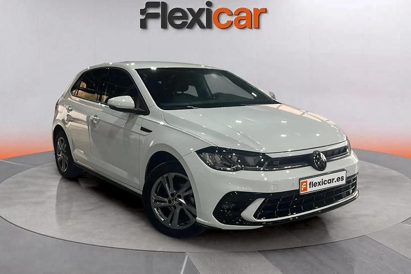 Blanco Usado 2024 VW Polo R-line Berlina | 18.490 € (Precio justo) - Imagen 1/4