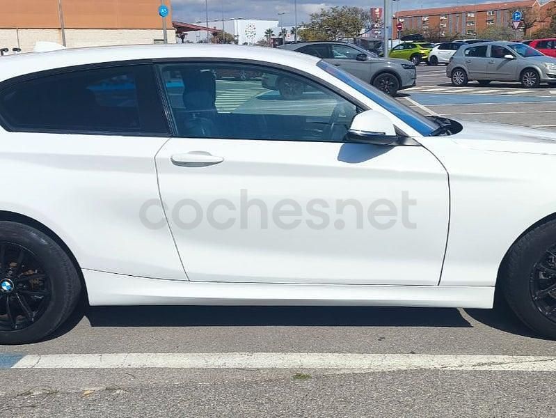Usado BMW 116 116 HP (85 kW) 2014 Branco Citadino