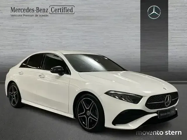 Käytetty Mercedes A180 Advanced 116 HP (85 kW) 2024 Valkoinen Sedan