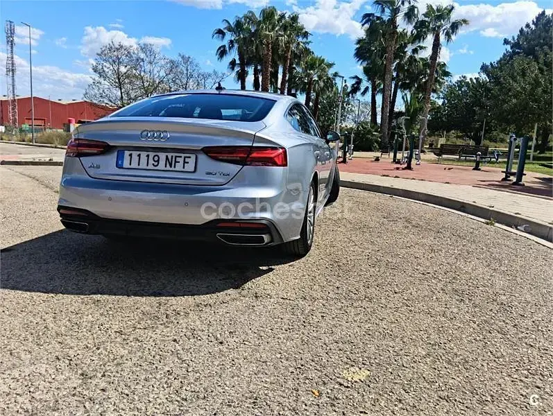 Usado Audi A5 Sportback 163 CV (119 kW) 2020 Gris / plata Utilitario