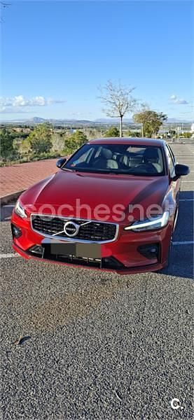Usado Volvo S60 R-Design 250 CV (183 kW) 2019 Rojo Berlina