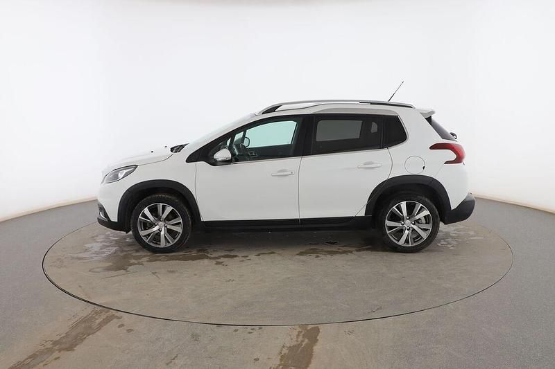 Usado Peugeot 2008 Allure 102 CV (75 kW) 2018 Blanco SUV