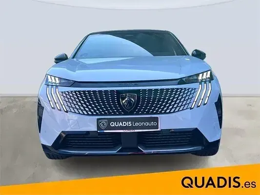 Usado Peugeot e-3008 GT 157 kW (214 CV) 2024 SUV
