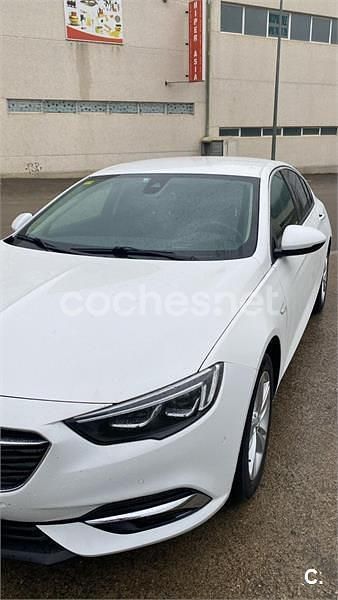 Usado Opel Insignia Excellence 136 CV (100 kW) 2017 Blanco Berlina
