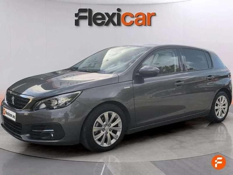 Usado Peugeot 308 Style 131 CV (96 kW) 2020 Gris Berlina