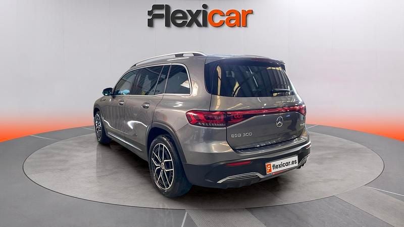 Usado Mercedes EQB300 167 kW (228 CV) 2022 Gris SUV