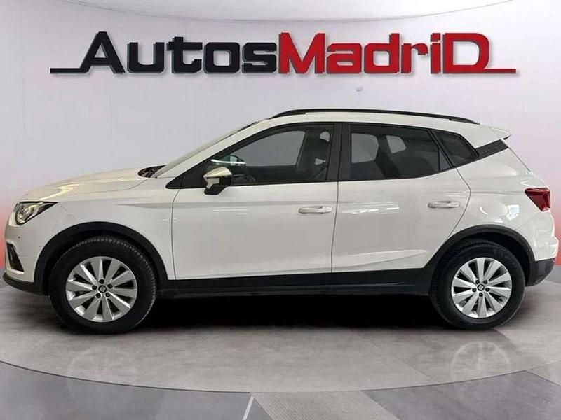 Usado Seat Arona Ecomotive 95 CV (69 kW) 2019 Blanco SUV