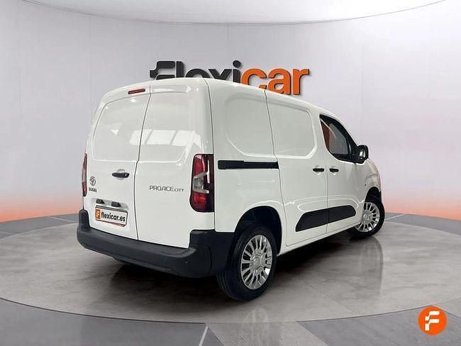 Usado Toyota Proace City City 102 CV (75 kW) 2021 Blanco Monovolumen