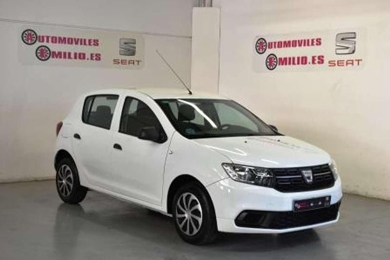 Blanco Usado 2017 Dacia Sandero Base Utilitario | 5200 € - Imagen 1/4