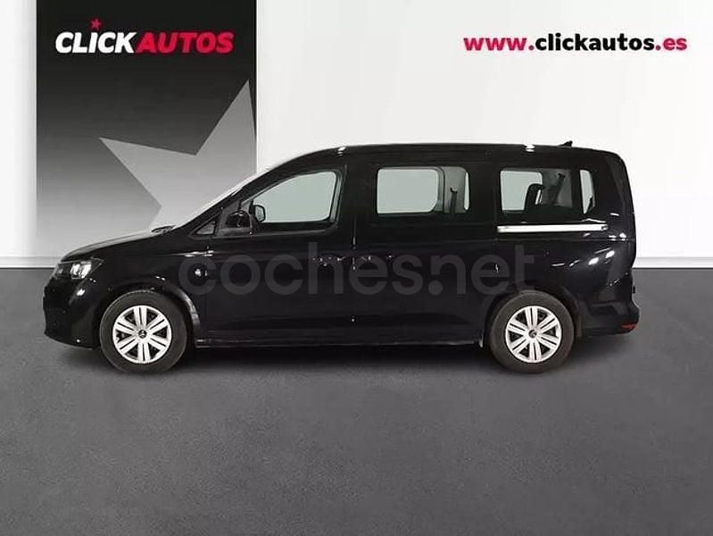 Usado VW Caddy Maxi 102 CV (75 kW) 2025 Negro Monovolumen