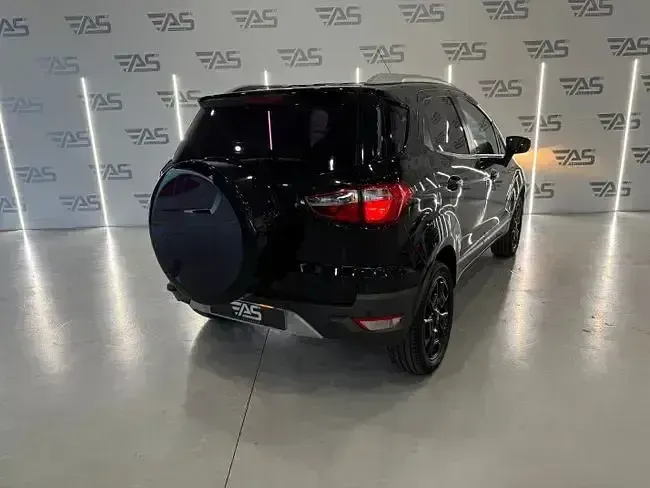 Usado Ford Ecosport Titanium 91 CV (66 kW) 2014 Negro SUV