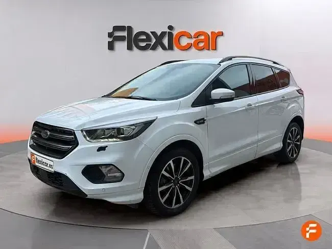 Usado Ford Kuga ST-Line 120 CV (88 kW) 2017 Blanco SUV