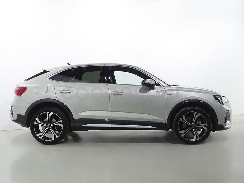 Usado Audi Q3 Sportback S-Line 245 CV (180 kW) 2023 Gris / plata SUV
