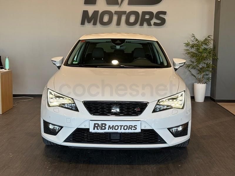 Usado Seat Leon FR 150 CV (110 kW) 2017 Blanco Berlina