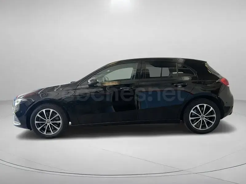 Usado Mercedes A250 218 CV (160 kW) 2020 Negro Berlina
