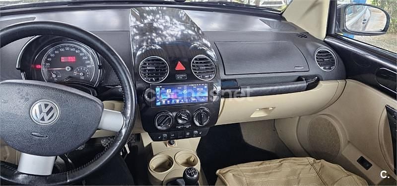 Usado VW New Beetle Cabriolet 102 CV (75 kW) 2008 Negro Descapotable