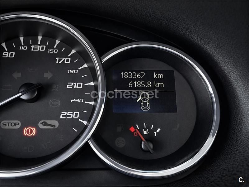 Usado Renault Mégane Cabriolet Dynamique 110 CV (80 kW) 2011 Azul Descapotable