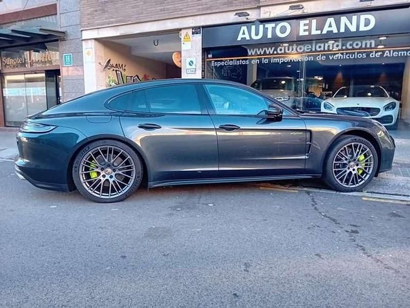 Usado Porsche Panamera 4 462 CV (339 kW) 2021 Gris Berlina
